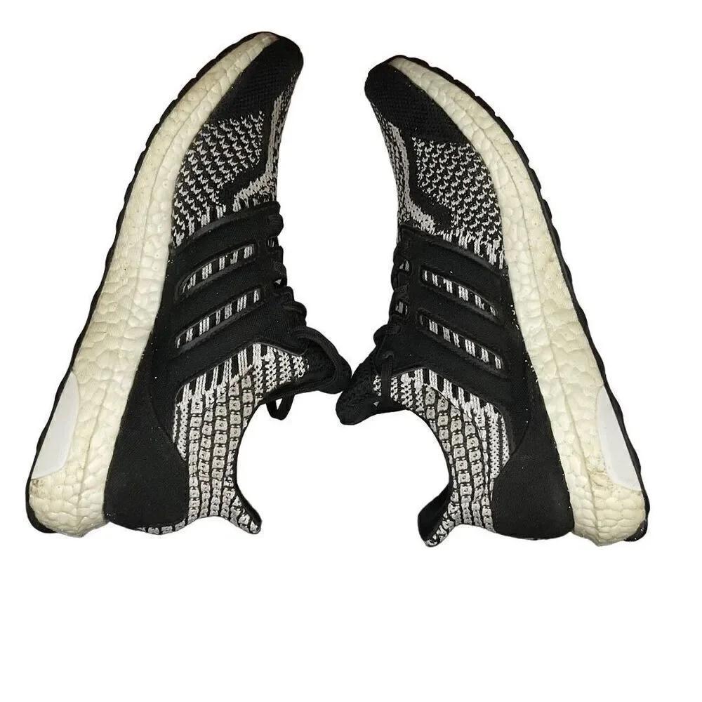 Adidas UltraBoost 5.0 DNA Womens Size 6.5 Oreo Black White Running Shoes FZ1850